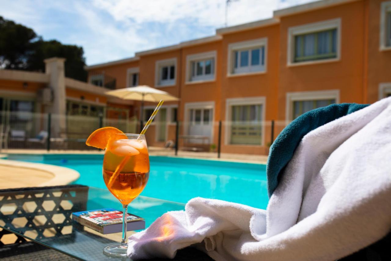 Hotel Les Rocailles モンタニャック エクステリア 写真
